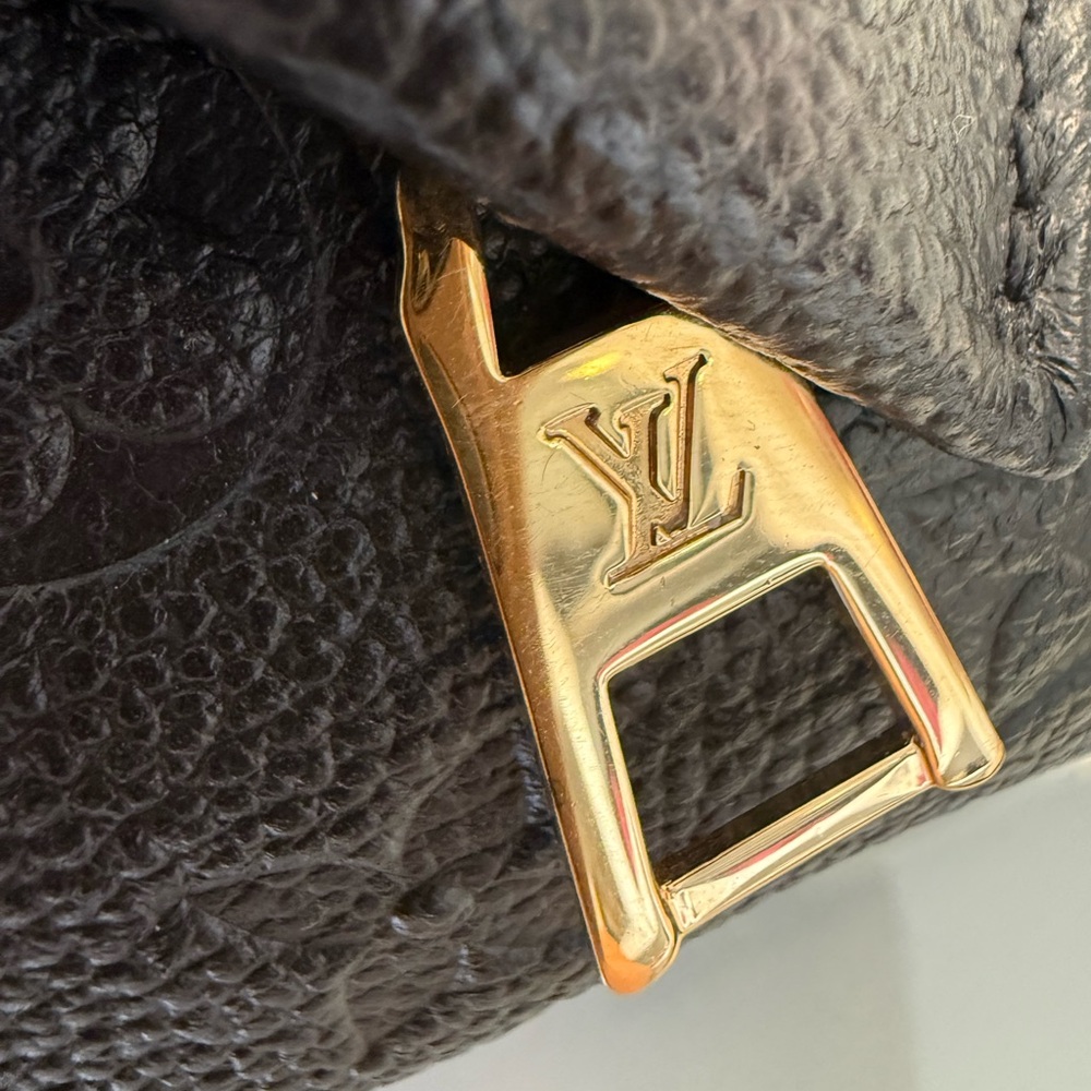 Louis Vuitton Black Empriente Bumbag - MINT Condition - Picture 13 of 17